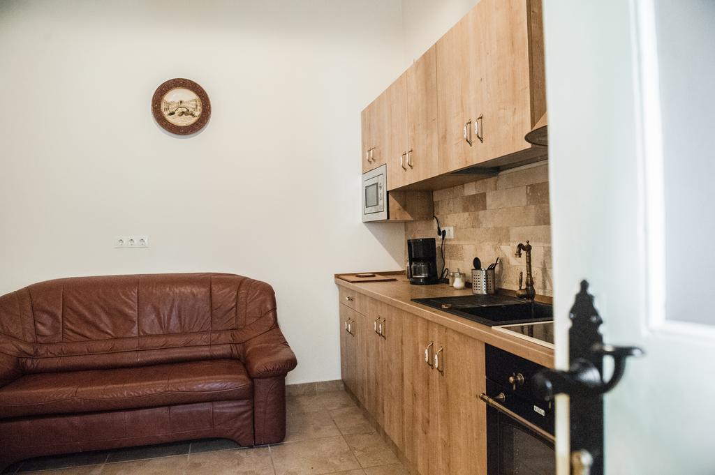 Brukenthal Central Apartments Sibiu Rum bild