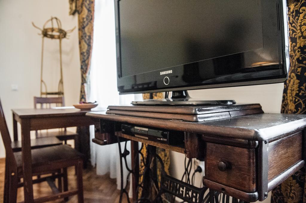 Brukenthal Central Apartments Sibiu Rum bild